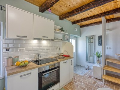 Apartment Studio Jana with Balcony - Features photo 19