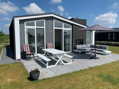 Holiday park Zeeland Retreat mit Terrasse in Wemeldinge - Holiday park