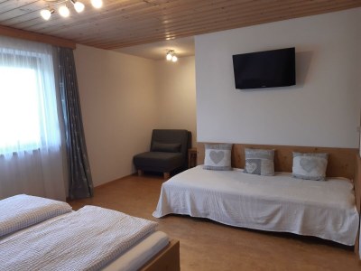 Apartment Ferienhaus/3 Schlafräume/Dusche, Bad, WC - Outdoor photo 2