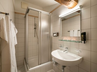 Holiday room Doppelzimmer mit Dusche oder Badewanne, WC - Outdoor photo 10