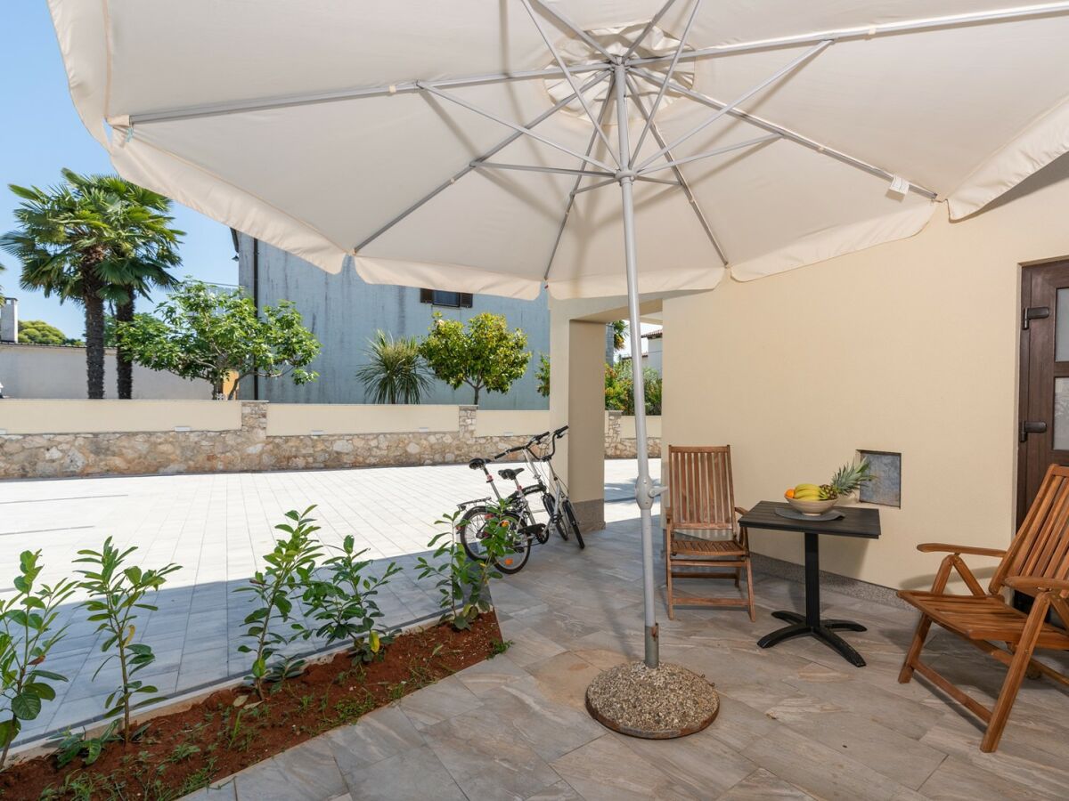Apartment APP Sandro with Pool - Studio with Terrace A5 - Outdoor photo 5