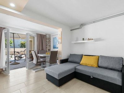 Apartment APP Sandro with Pool - Studio with Terrace A5 - Features photo 19