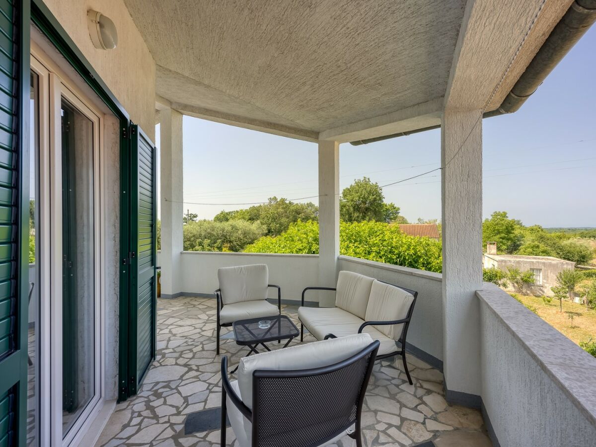 Apartment Apartment Ana with Balcony - Outdoor photo 2