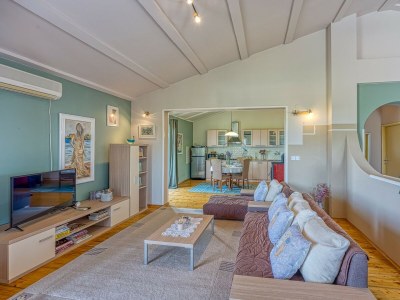 Apartment Apartment Ana with Balcony - Features photo 10