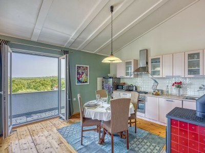 Apartment Apartment Ana with Balcony - Features photo 13