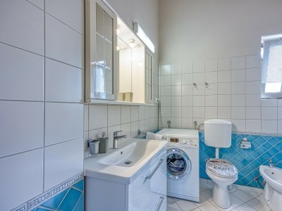 Apartment Apartment Ana with Balcony - Features photo 23