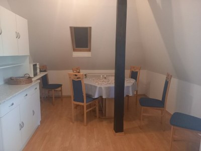 Apartment Schöne Zweizimmer-Ferienwohnung mit Pool im Garten - Features photo 17