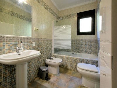 Villa Luxuriöse Villa mit privatem Pool in Sayalonga - Features photo 32