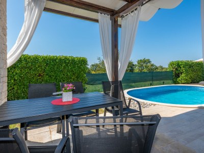 Holiday apartment Villa Ugrin - Outdoor photo 9