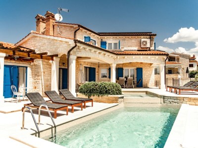 Villa Villa Torre IV in Tar - Villa