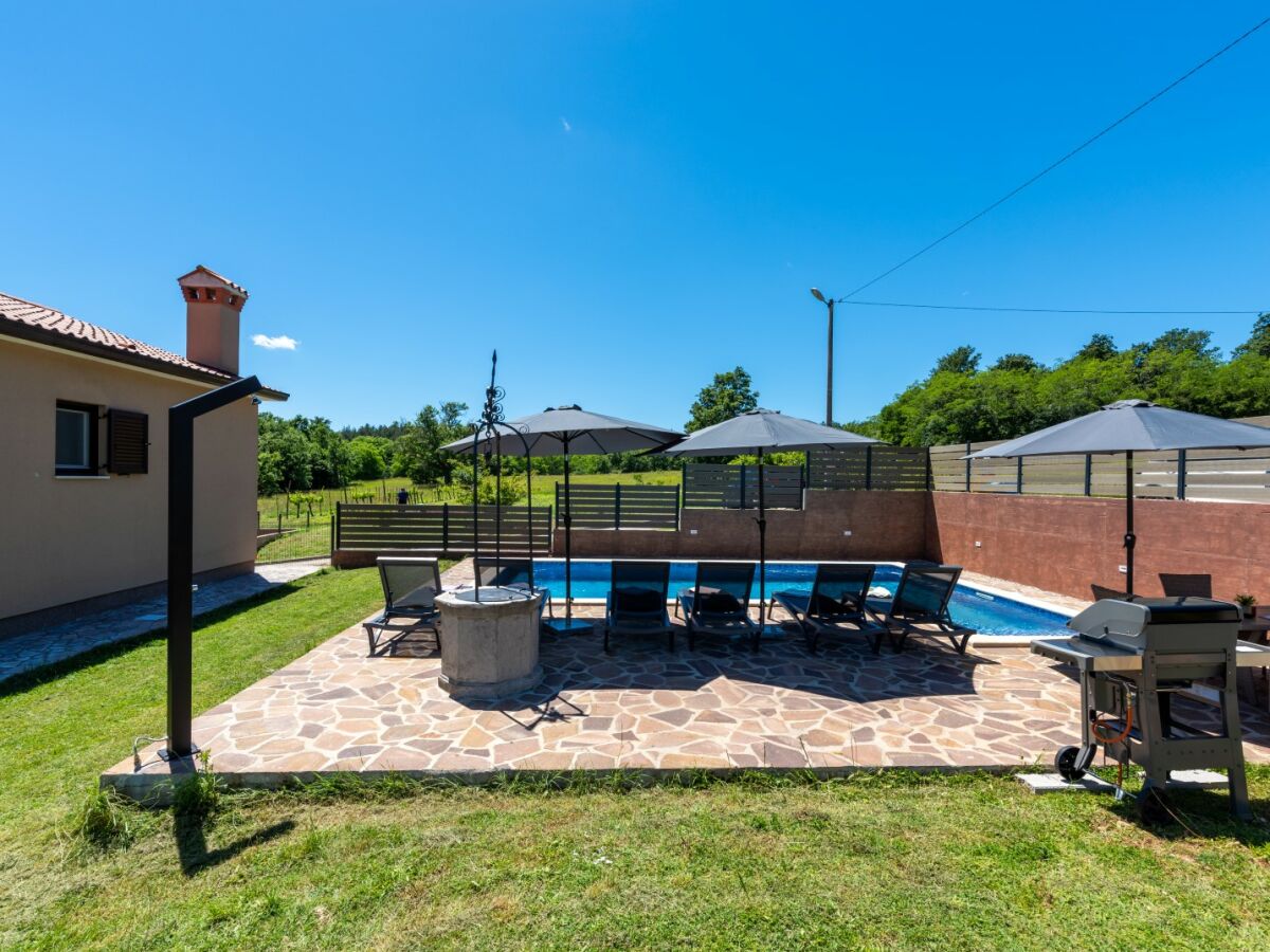 Holiday house Cerovci - Outdoor photo 5