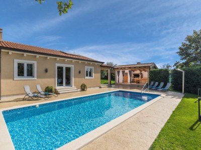 Villa Terezija in Brecevici - Villa