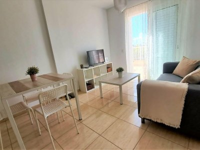 Apartment Belvilla by OYO Apartment in Arona - Features photo 7