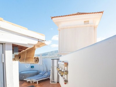 Apartment Einladende Wohnung in Adeje mit Swimmingpool - Outdoor photo 3