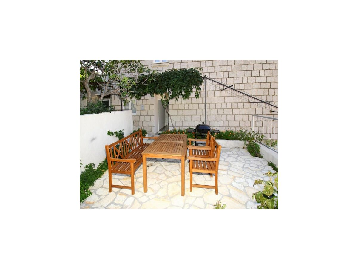 Apartment Apartment Dubreta mit Balkon