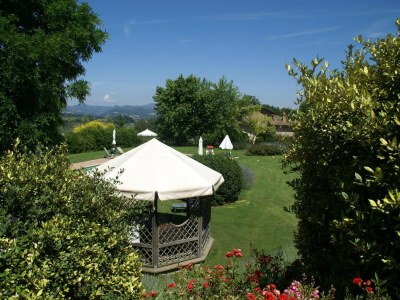 Apartment Apartment in Montone with Pool & Garden - Outdoor photo 3