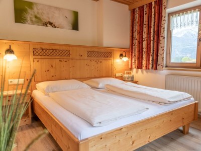 Apartment Apartment mit Balkon und seitlichem Bergblick - Features photo 17