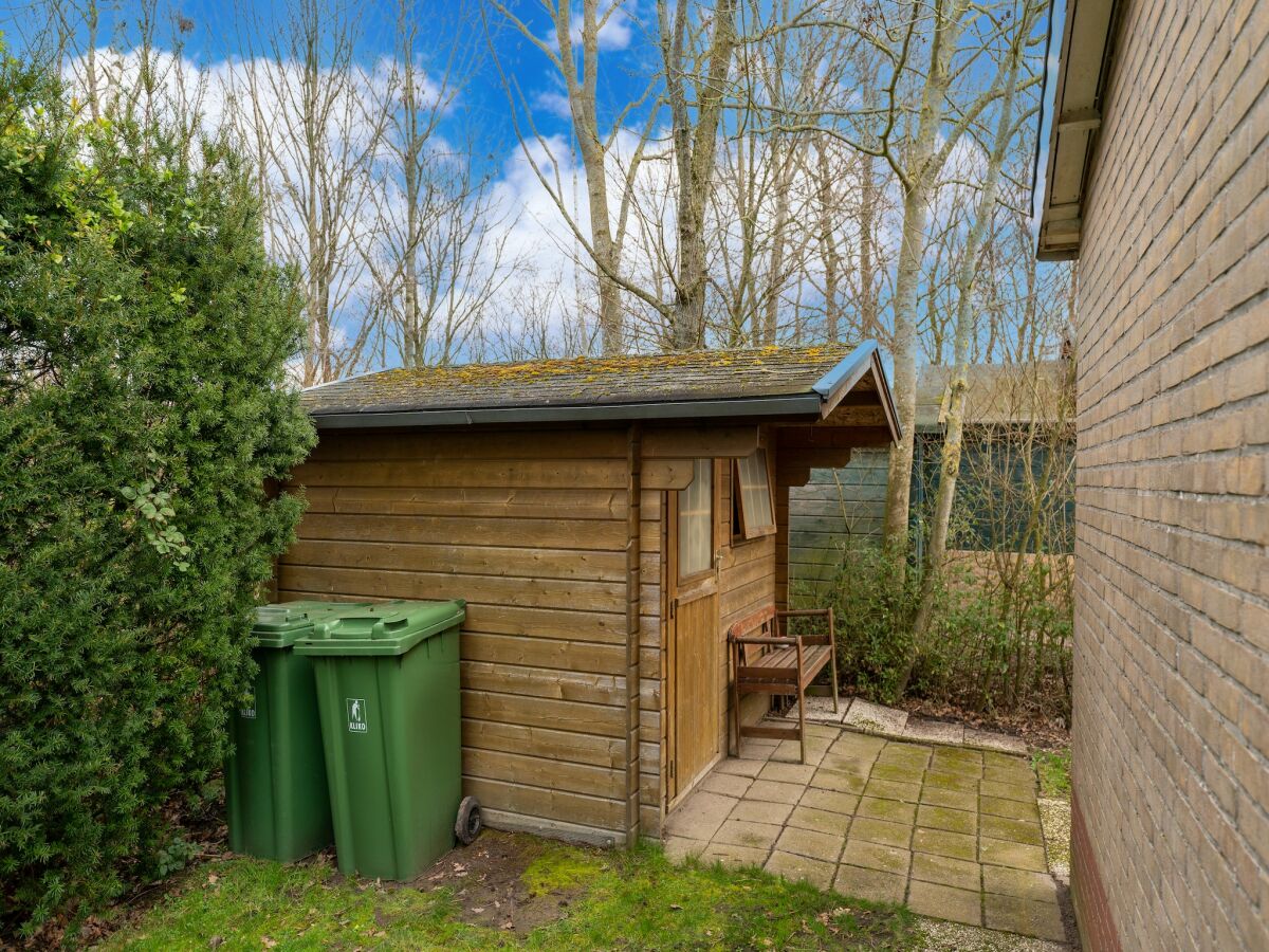 Holiday house Holiday Home in Zeeland near Lake - Outdoor photo 5