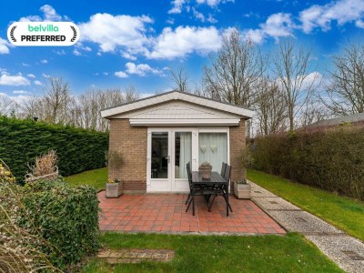 Holiday house Holiday Home in Zeeland near Lake in Baarland - Holiday house