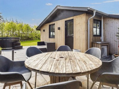 Holiday house 4 star holiday home in Løgstør-By Traum - Outdoor photo 2
