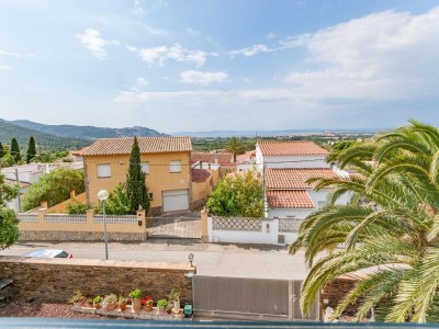 Villa Coastal Villa with Garden - Outdoor photo 3
