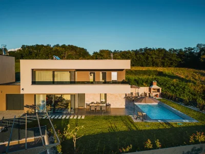 Holiday house Villa Angelina mit Pool and Whirlpool in Kaštelir - Holiday house