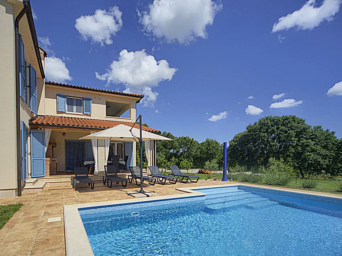 Villa Villa MI wit pool - Outdoor photo 2