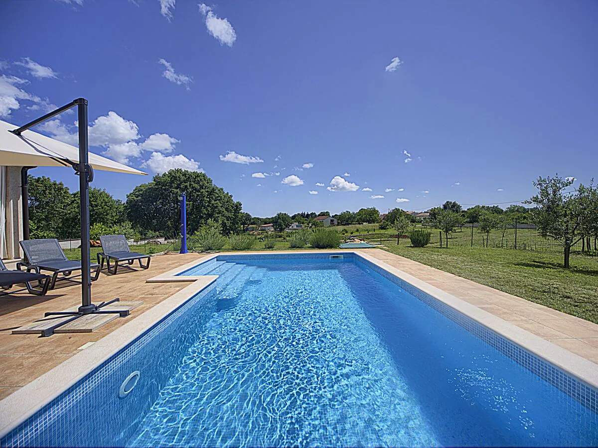 Villa Villa MI wit pool - Outdoor photo 3