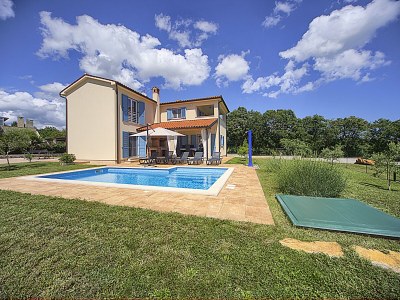 Villa Villa MI wit pool in Hreljići - Villa