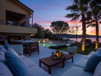 Villa Villa Barotul with pool - Outdoor photo 6