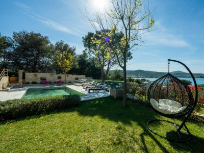 Villa Villa Barotul with pool - Outdoor photo 12