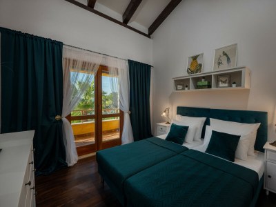 Villa Villa Barotul with pool - Features photo 52