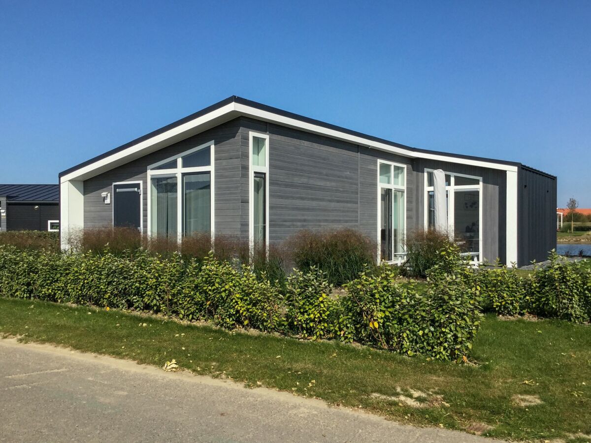 Holiday park Chalet in Zeeland with Sauna by the Water