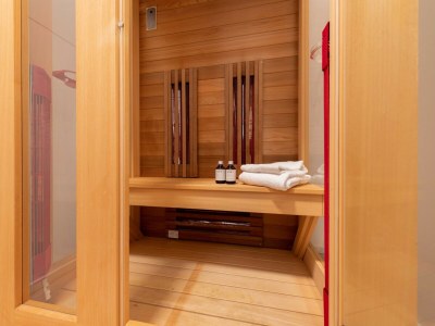 Holiday park Chalet in Zeeland with Sauna by the Water - Outdoor photo 40