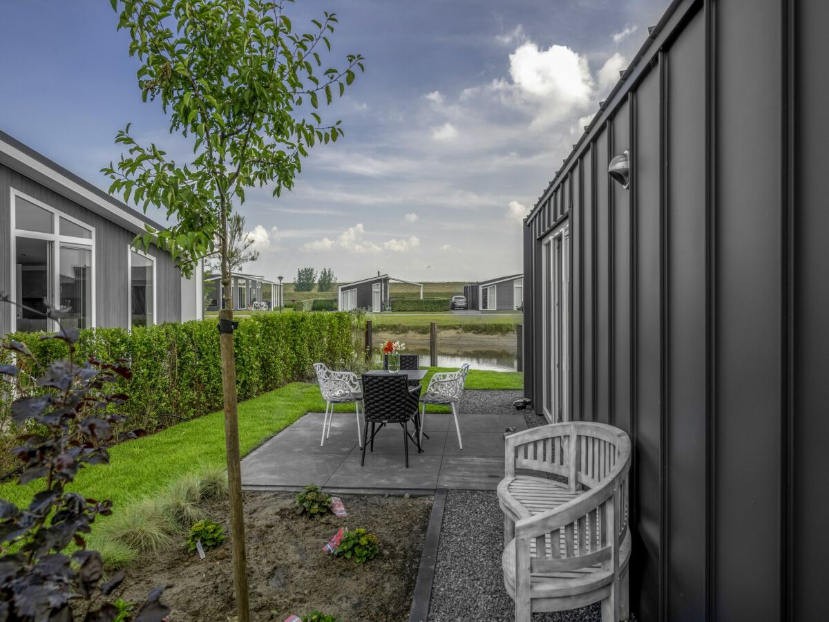 Holiday park Detached House on Lake in Zeeland Holiday Park - Outdoor photo 5