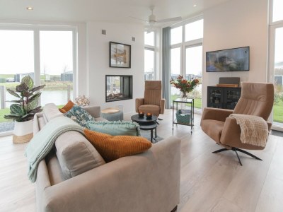 Holiday park Detached House on Lake in Zeeland Holiday Park - Features photo 6