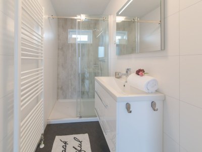 Holiday park Detached House on Lake in Zeeland Holiday Park - Features photo 10