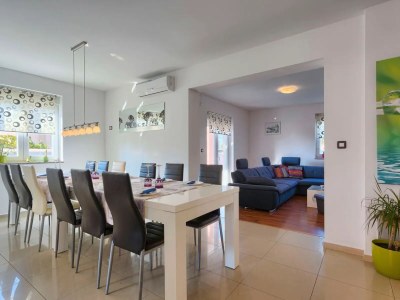 Villa Villa mit heated pool, sauna, fitness,... - Features photo 18