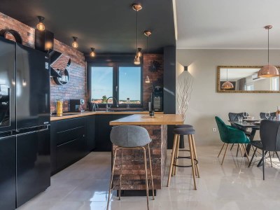 Holiday house Penthouse Karpinjan - Features photo 14