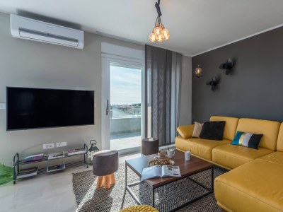 Holiday house Penthouse Karpinjan - Features photo 15