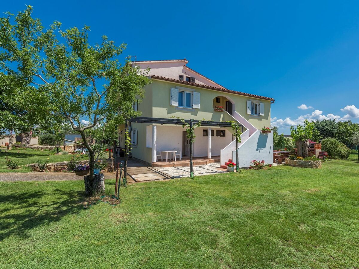 Apartment Apartments Stanko Fazana  - Three bedroom Apartment with Balcony A5 - Outdoor photo 4