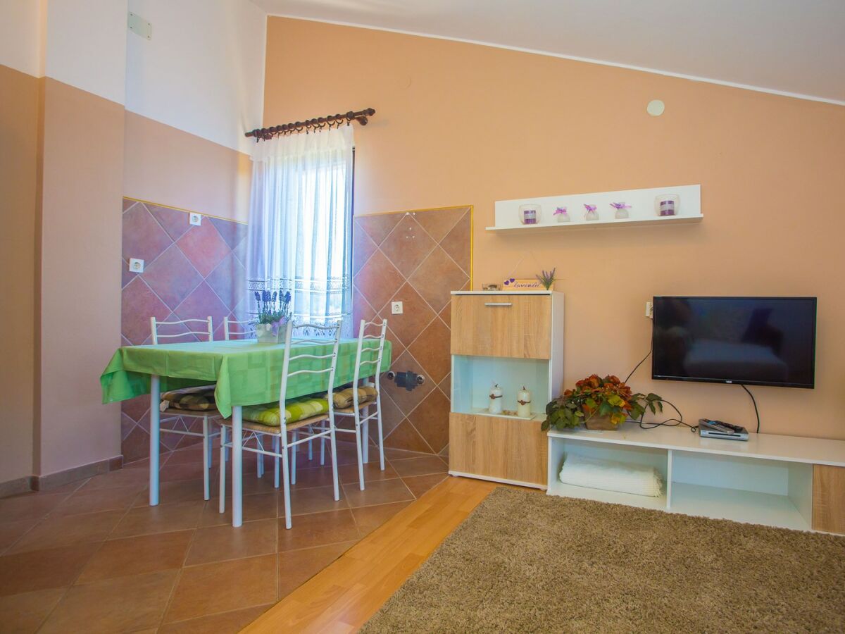 Apartment Garbina - Apartment No.3 on the Second Floor - Features photo 3