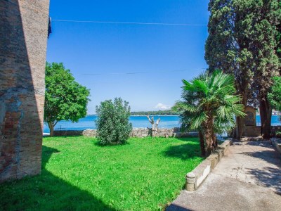 Apartment Old Town Apartment with Sea View in Poreč - Environment photo 21