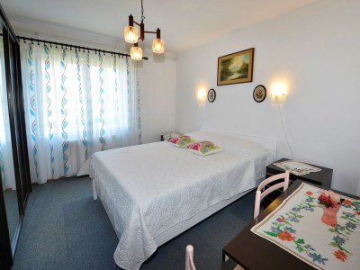 Apartment Apartments Nevia - Two Bedroom Apartment Nevia II A4 with Garden - Features photo 15