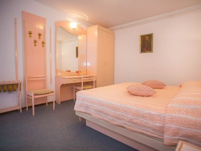 Apartment Apartments Nevia - Two Bedroom Apartment Nevia II A4 with Garden - Features photo 18