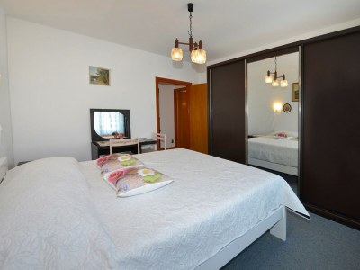 Apartment Apartments Nevia - Two Bedroom Apartment Nevia II A4 with Garden - Features photo 24