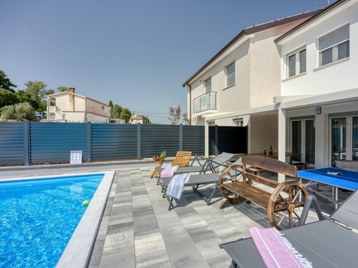 Villa Villa Manda with Private Pool - Outdoor photo 4