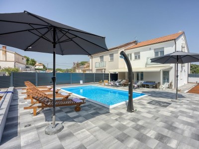 Villa Villa Manda with Private Pool - Outdoor photo 9