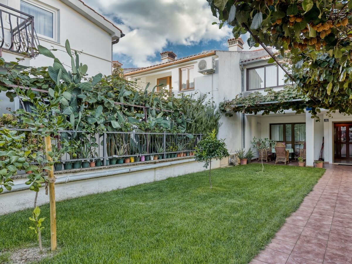 Apartment Apartment Lucijan - Outdoor photo 2