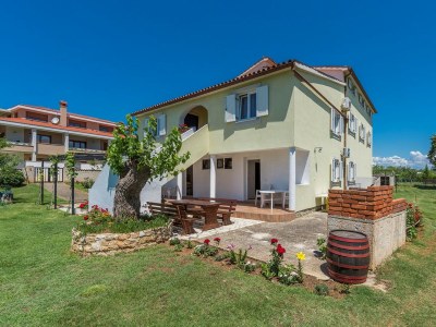 Apartment Apartments Stanko Fazana  - One bedroom A1  on Ground Floor - Outdoor photo 3